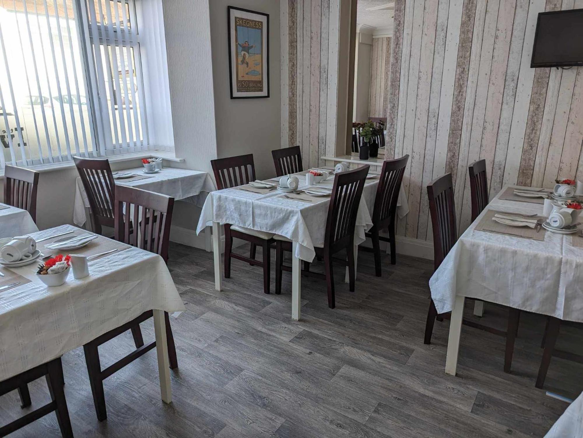 The Ivernia Hotel Skegness Eksteriør bilde